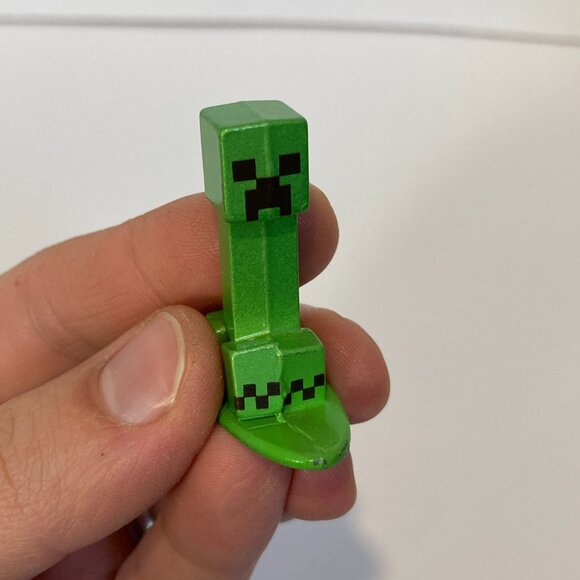 Minecraft Dungeons Creeper Metal Figure 1.5" Mojang Jada Toys - Picture 2 of 9